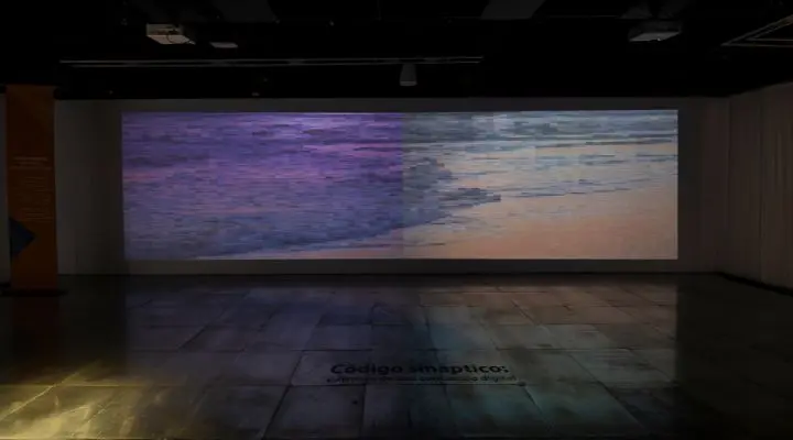 Código sináptico: patrones de una conciencia digital (2024)