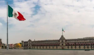 Las caretas de la austeridad: Imagen política de AMLO