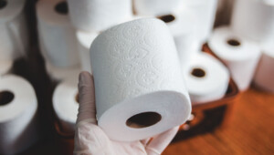 ¿Por qué ocurren las compras de pánico? y ¿Qué rollo con el papel de baño?