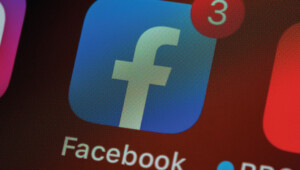 Facebook contra la sana competencia