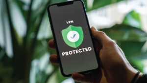 La protección de datos en la era de la conectividad