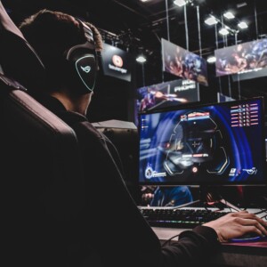 Juegos y lenguaje centennial
