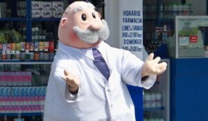 ¡Pobre Dr. Simi! – Historia de dos médicos