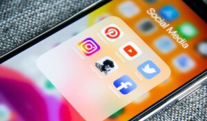 Las herramientas clave que logran la personalización de las campañas en redes sociales y que optimizan las inversiones en digital