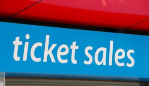 Filas virtuales para boletos al fraude musical