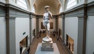 La pilinga de David – El exhibicionismo petrificado