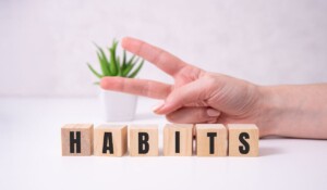 Más cambios de hábito de generaciones y-z-α, 5a entrega