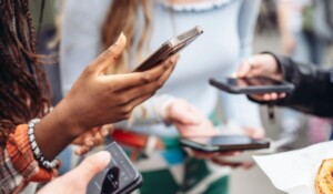 Gen Z publicidad CTV mayor tolerancia comparada con millennials