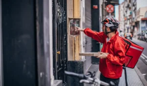 Los “nuevos” empleados de las plataformas digitales
