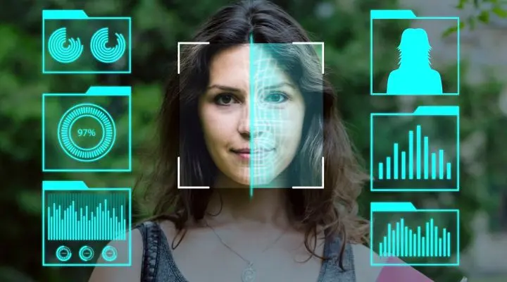 Un rostro de mujer adornado con elementos de reconocimiento facial digital, que muestra gráficos de datos, perfiles e indicadores biométricos, sobre un fondo exterior borroso, lo que resalta el potencial de personalización a gran escala.