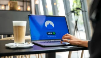 ¿El WiFi gratuito es riesgoso? Solo si omites estos pasos de seguridad