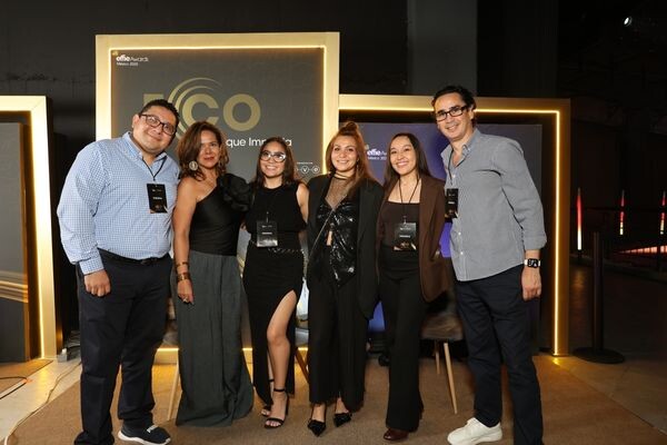 Equipo de PR y Soy.Marketing en Effie Awards 2025